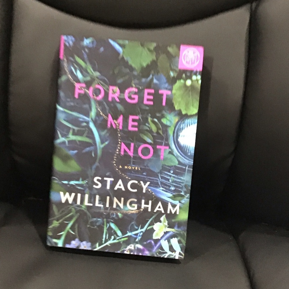 📚Forget Me Not by Stacy Willingham
Mystery/Thriller Hardcover BOTM